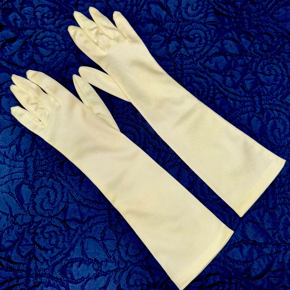 Vintage 60s White Formal Elbow-Length Satiny Nylon Gloves, Sz Sm